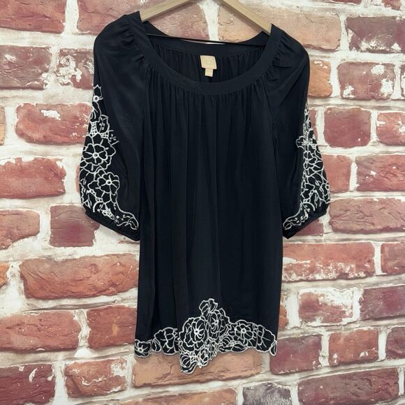 Fiori di Zucca Top Women's Size 4 Dark Gray White Silk Boho Floral Popover Shirt - Picture 2 of 8